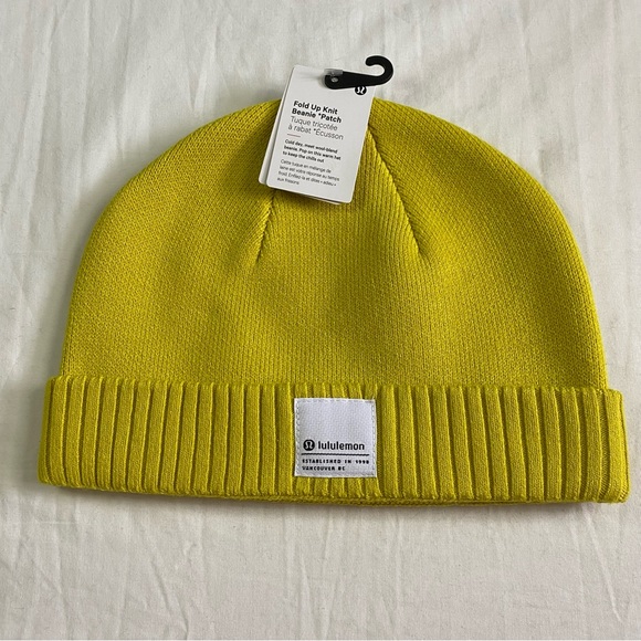 Lululemon Fold Up Knit Beanie *Patch SOLL Soleil Yellow Size S/M - Picture 1 of 5